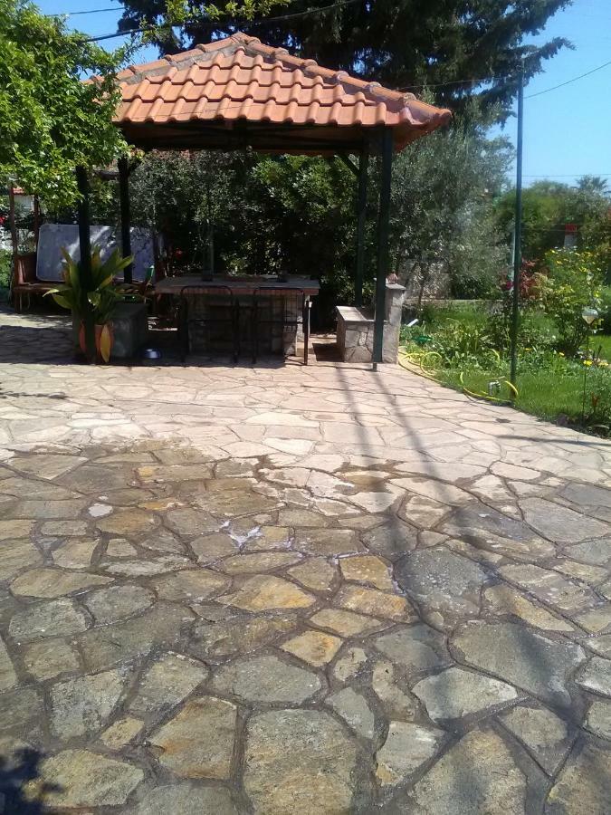 Villa Julia Nea Plagia Luaran gambar