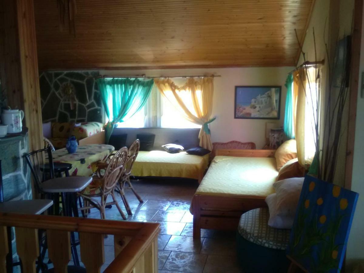 Villa Julia Nea Plagia Luaran gambar