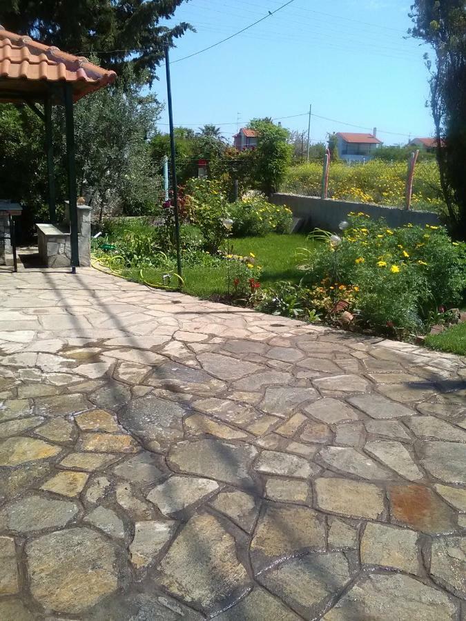 Villa Julia Nea Plagia Luaran gambar