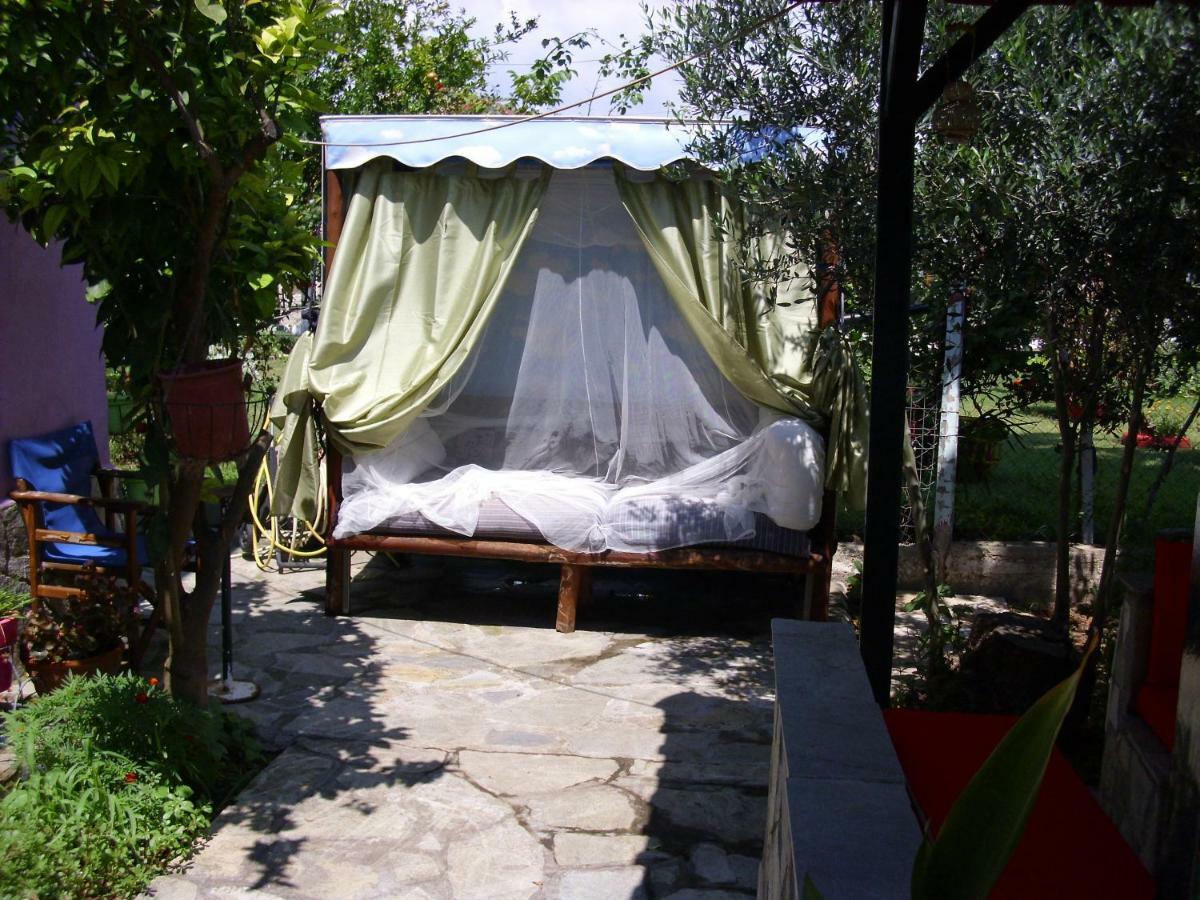 Villa Julia Nea Plagia Luaran gambar